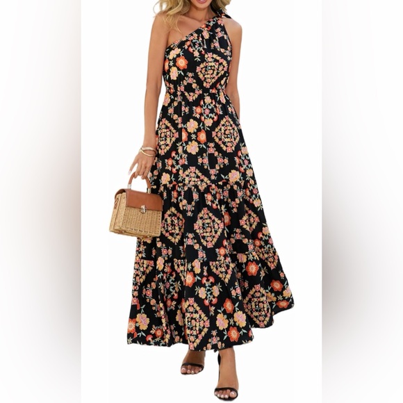 None Dresses & Skirts - 🆕One Shoulder Maxi Dress